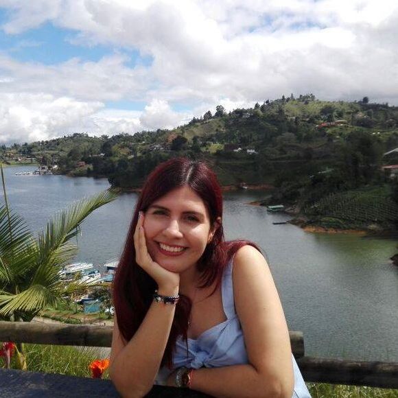 Meet your Posher, Andrea - Picture 1 of 1